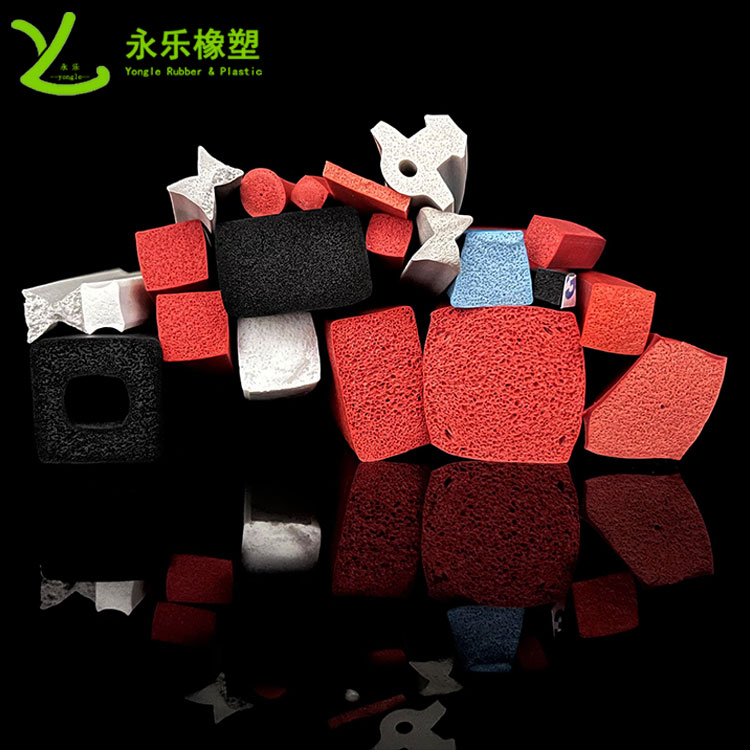 河?xùn)|擠出發(fā)泡硅膠條，防水發(fā)泡硅膠條，耐高溫發(fā)泡硅膠條