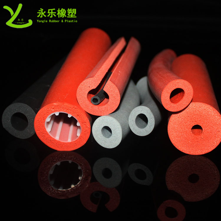 硅膠發(fā)泡管，耐高溫發(fā)泡硅膠管，保溫發(fā)泡硅膠管