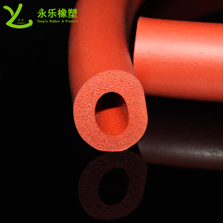 河西發(fā)泡硅膠管，耐高溫發(fā)泡硅膠管，阻燃硅膠發(fā)泡管，硅膠發(fā)泡管