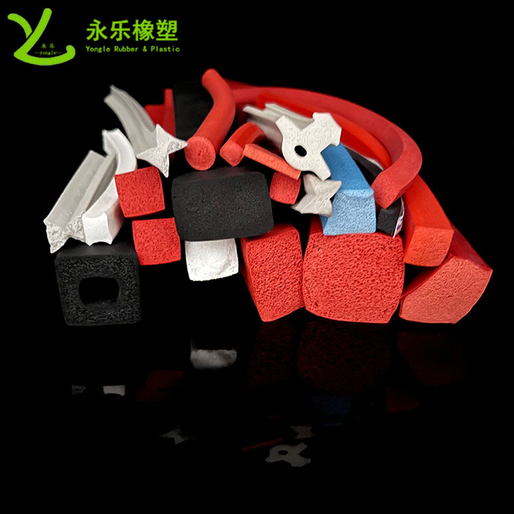 河?xùn)|擠出發(fā)泡硅膠條，防水發(fā)泡硅膠條，耐高溫發(fā)泡硅膠條