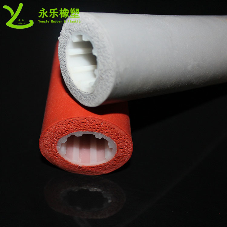 復(fù)合發(fā)泡硅膠管，耐高溫發(fā)泡硅膠管，保溫發(fā)泡硅膠管