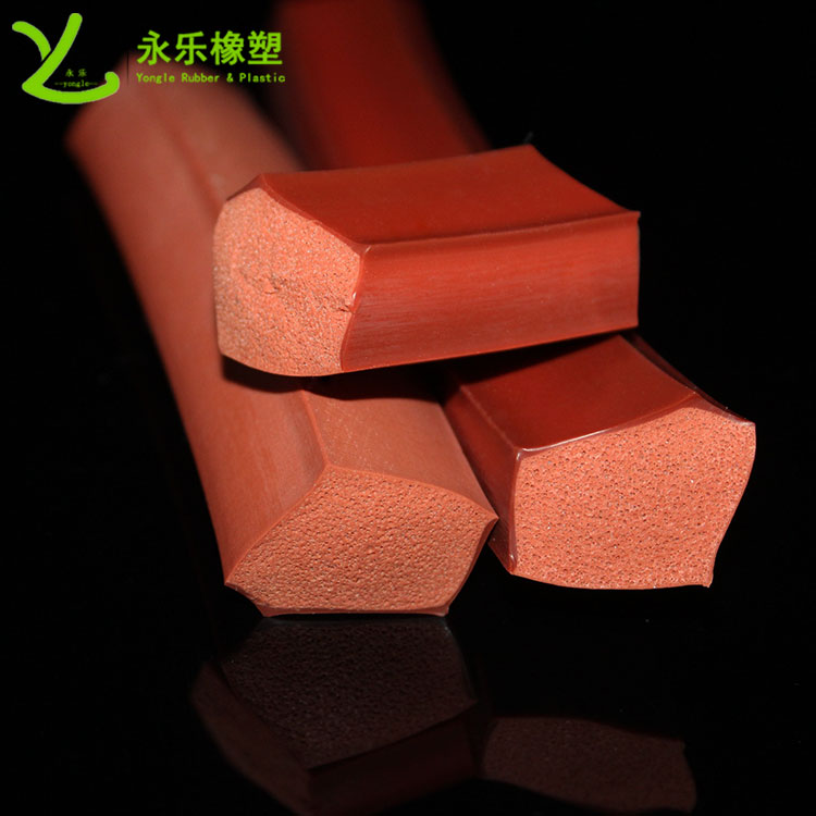 津南擠出復(fù)合發(fā)泡硅膠條，耐高溫復(fù)合發(fā)泡硅膠條，耐老化復(fù)合發(fā)泡硅膠條